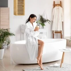 Armoire De Salle De Bain Bambou -Home24 Boutique 1c75f7c6400e4372a12554af11005568